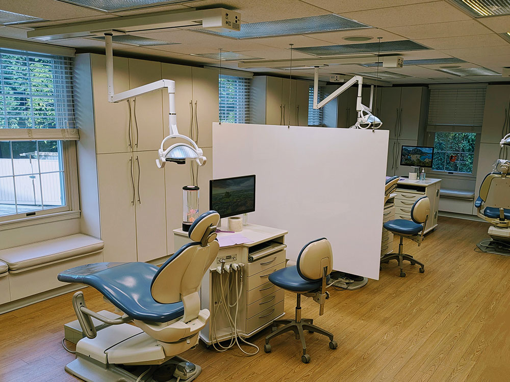 Preventive Dental Hygiene appointments take place in our open hygiene area. <br>The space is visually divided to allow greater privacy to our families.